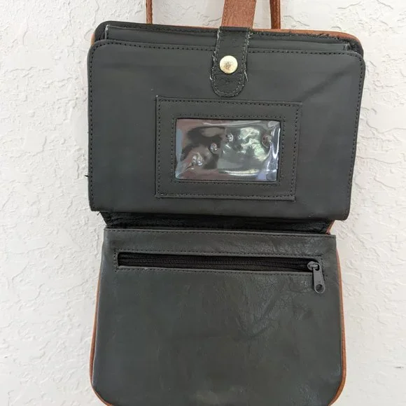 Leather Rosetti Multi Pocket Purse Hand Bag - Picture 4 of 6